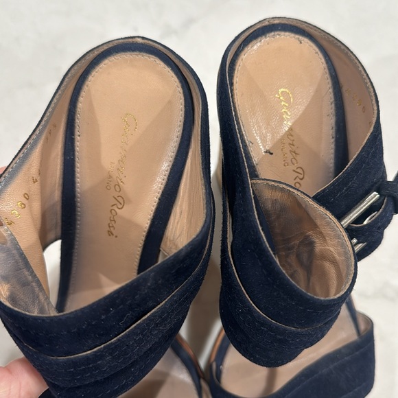 Gianvito Rossi wedge size 39.5 - Picture 2 of 7